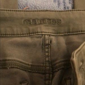 Maurices jeans